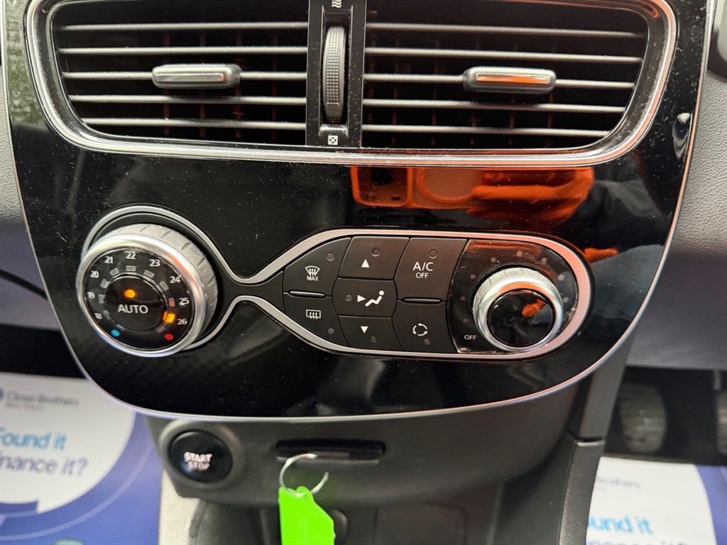 Used Renault Clio 2017 for sale - 77539068: Photo 18