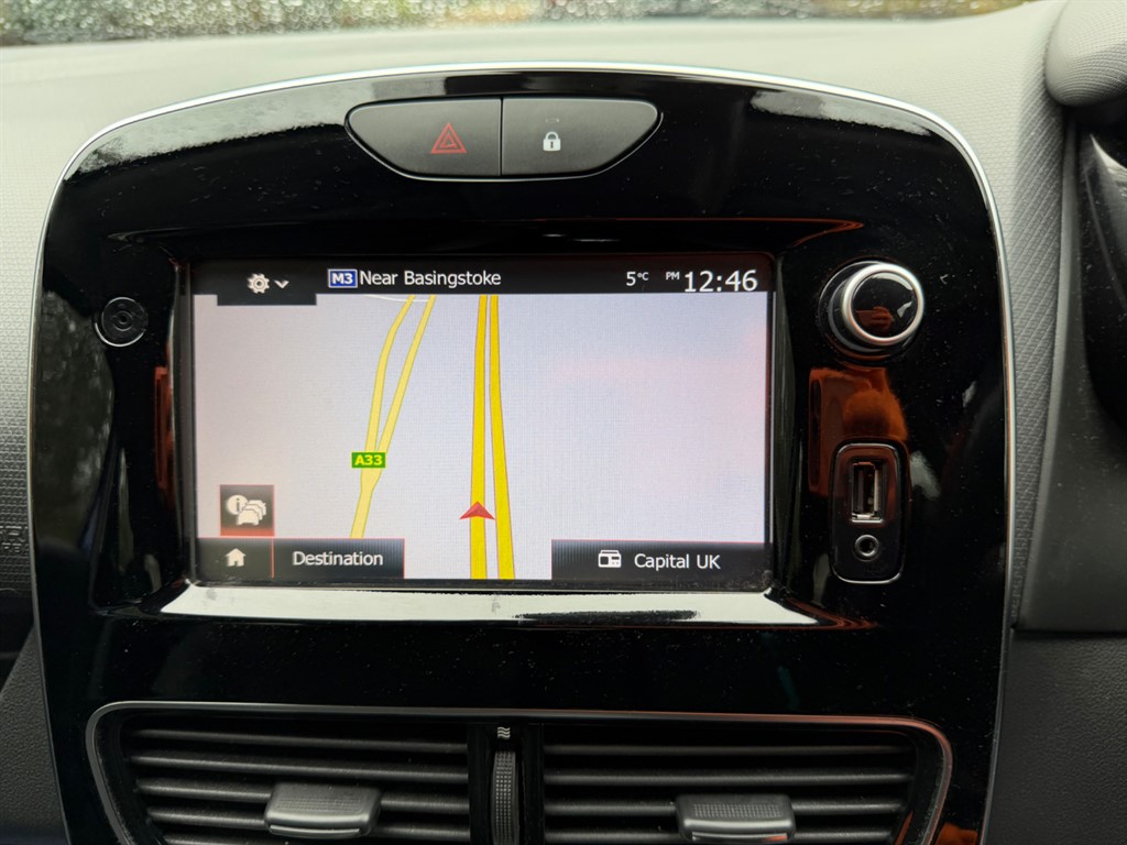 Used Renault Clio 2017 for sale - 77539068: Photo 20