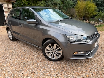 Used Volkswagen Polo 2015 for sale - 79311919: Photo