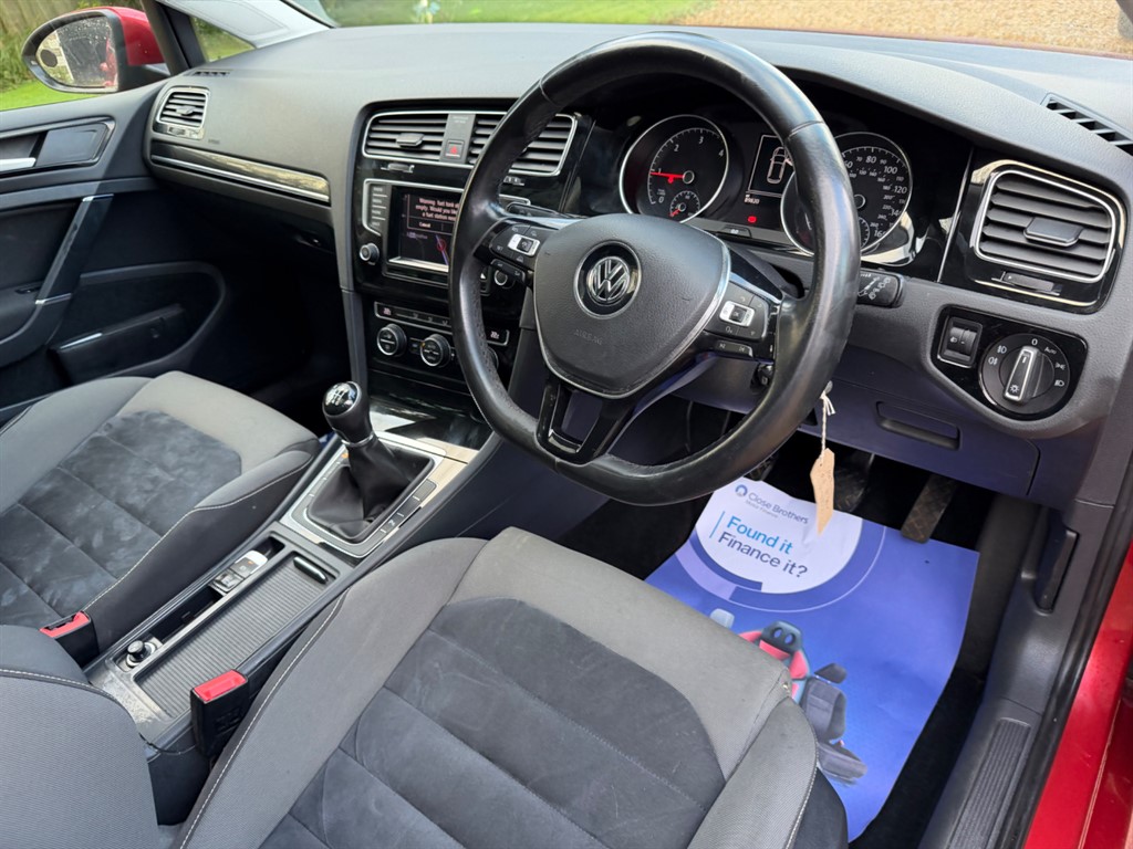 Used Volkswagen Golf 2015 for sale - 77975711: Photo 11