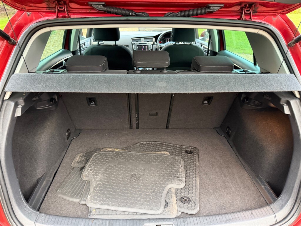 Used Volkswagen Golf 2015 for sale - 77539077: Photo 30