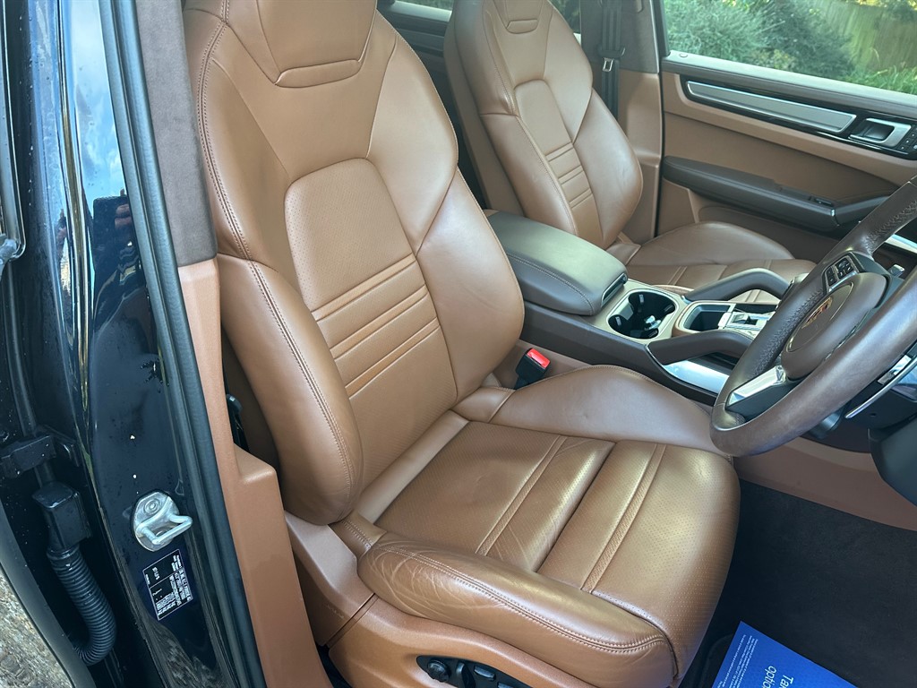 Used Porsche Cayenne 2021 for sale - 77539076: Photo 17