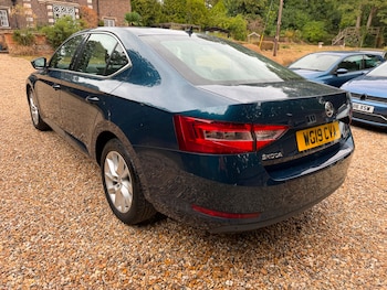 Used Skoda Superb 2019 for sale - 79603753: Photo