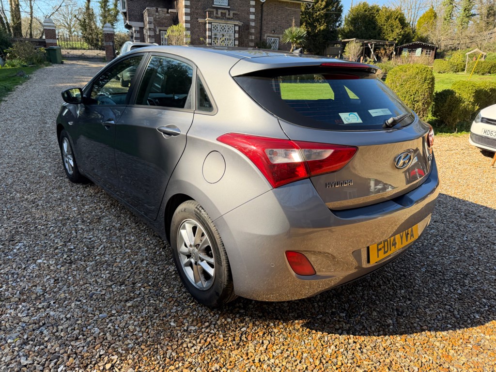 Used Hyundai i30 2014 for sale - 77934801: Photo 2