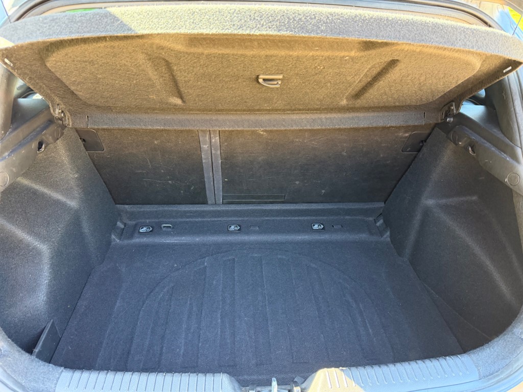 Used Hyundai i30 2014 for sale - 77934801: Photo 27