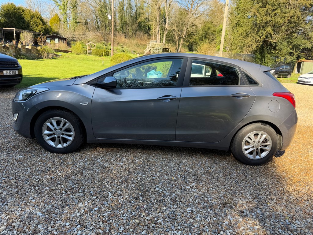 Used Hyundai i30 2014 for sale - 77934801: Photo 6