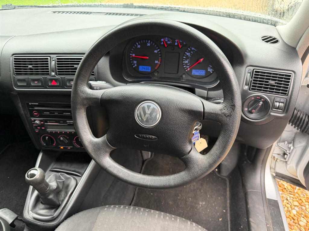 Used Volkswagen Golf 2005 for sale - 77565518: Photo 14