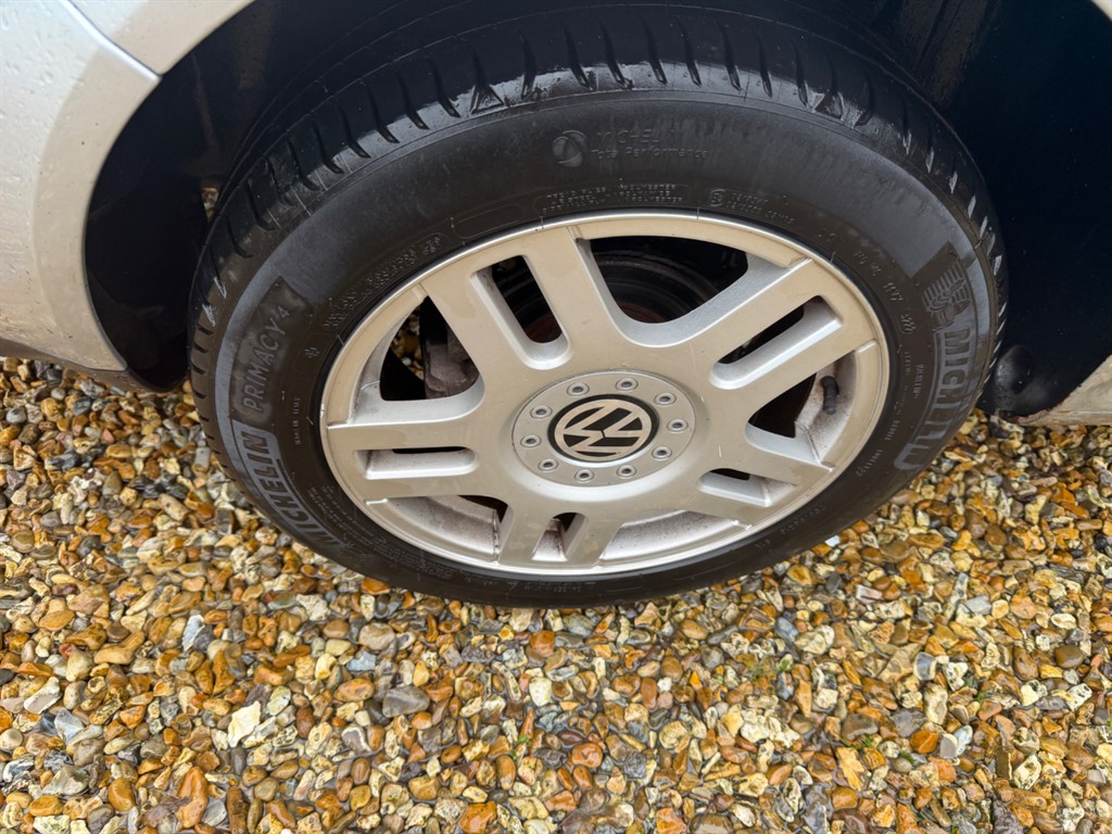 Used Volkswagen Golf 2005 for sale - 77565518: Photo 16