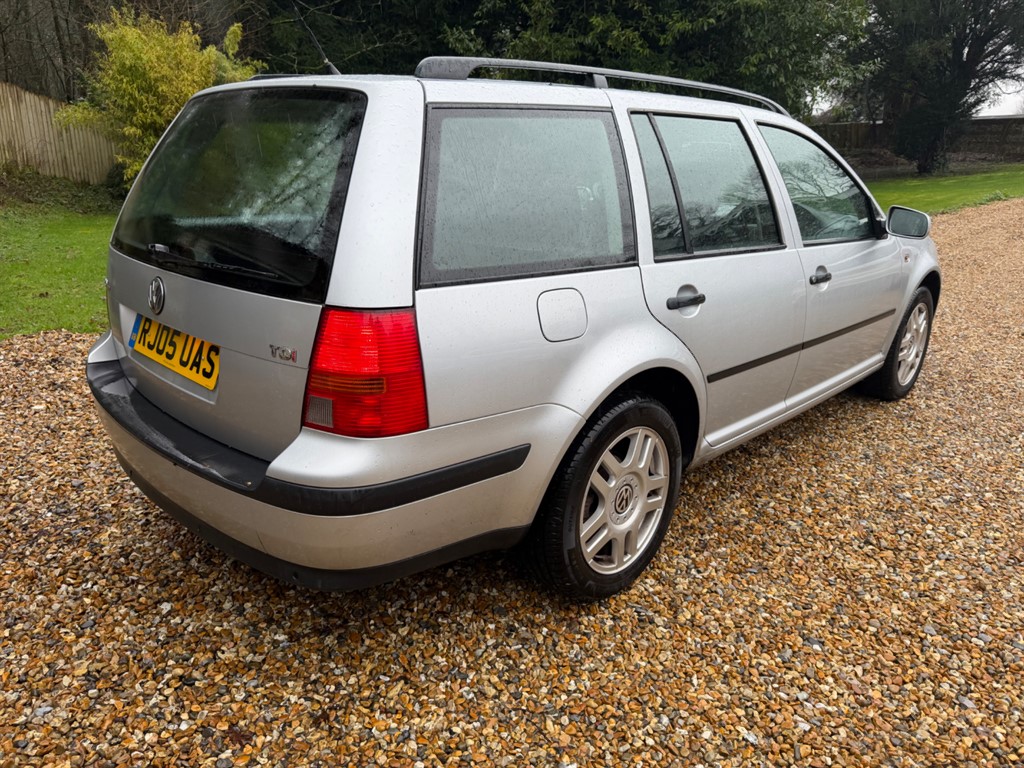 Used Volkswagen Golf 2005 for sale - 77565518: Photo 6