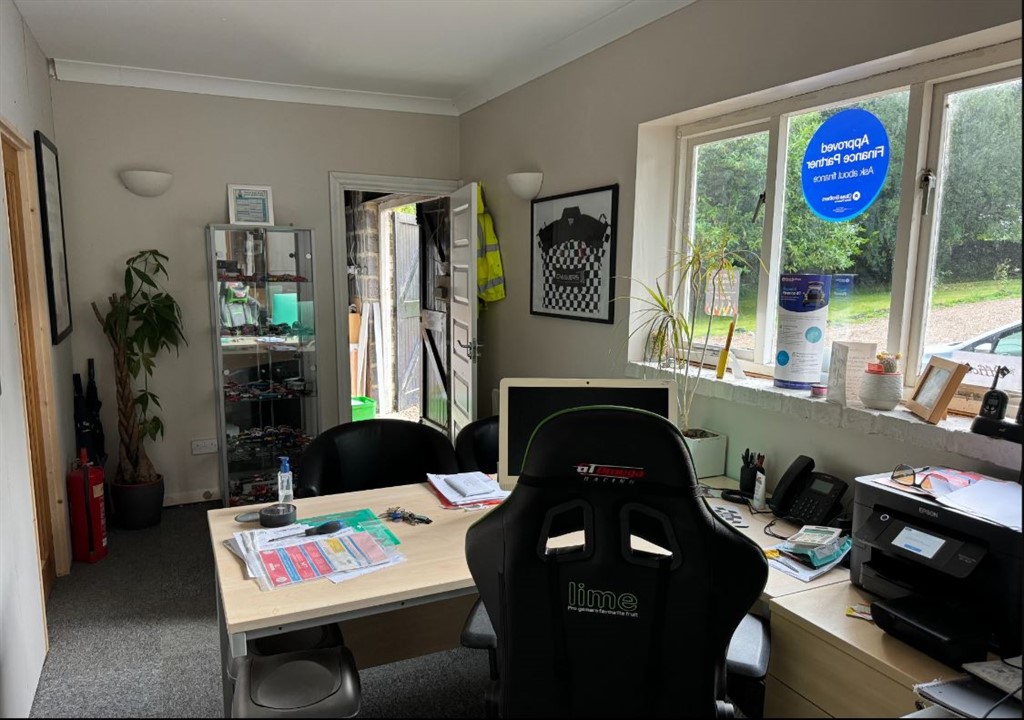 Used Hyundai i10 2011 for sale - 77691180: Photo 5