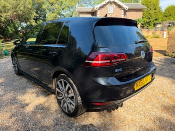 Used Volkswagen Golf 2015 for sale - 79469464: Photo