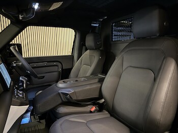 Used Land Rover Defender 90 2025 for sale - 75895522: Photo