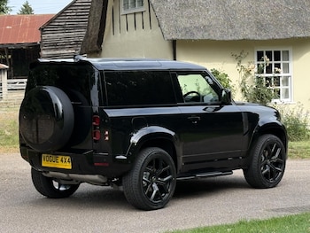 Used Land Rover Defender 90 2025 for sale - 75515028: Photo