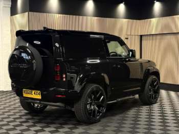 Used Land Rover Defender 90 2025 for sale - 75197297: Photo