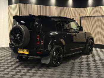 Used Land Rover Defender 110 2025 for sale - 75197290: Photo