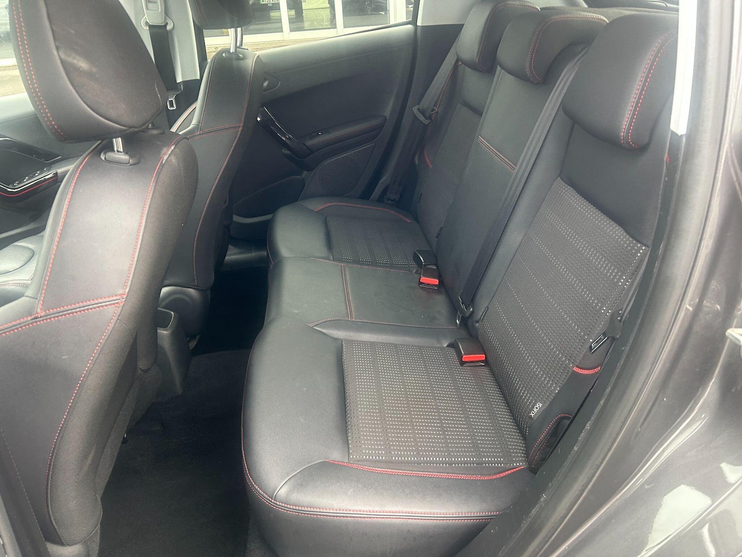 Used Peugeot 208 2018 for sale - 76538270: Photo 12