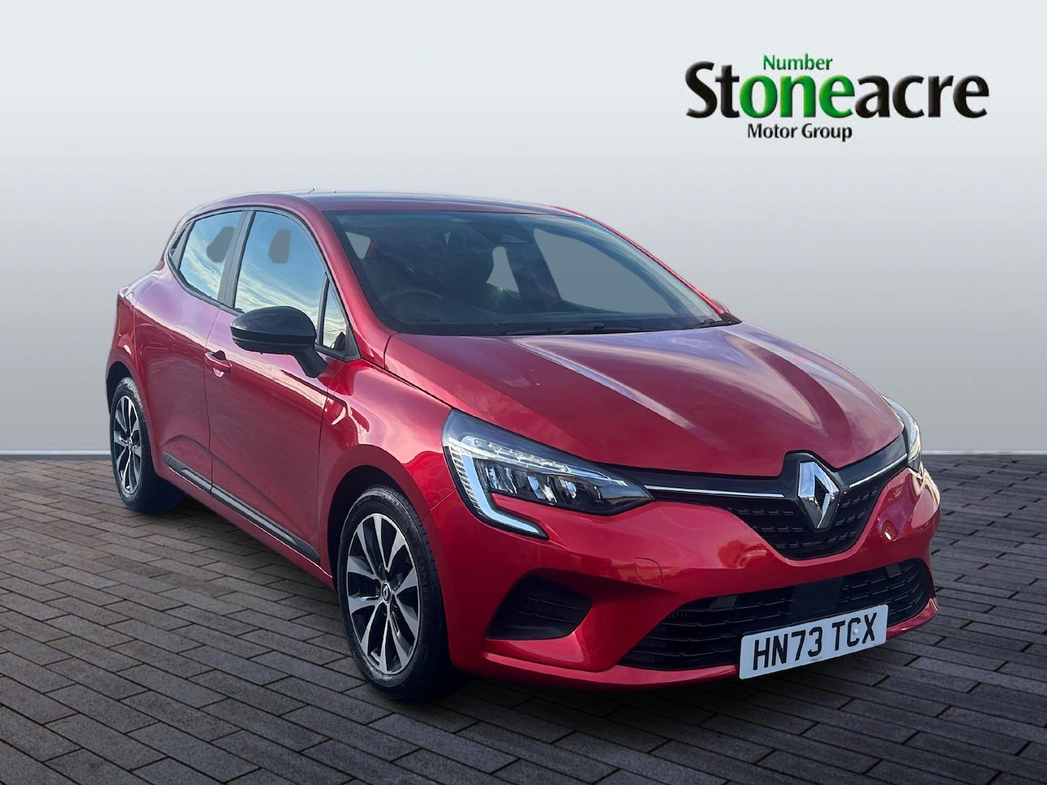 Used Renault Clio 2023 for sale - 76349011: Photo 1