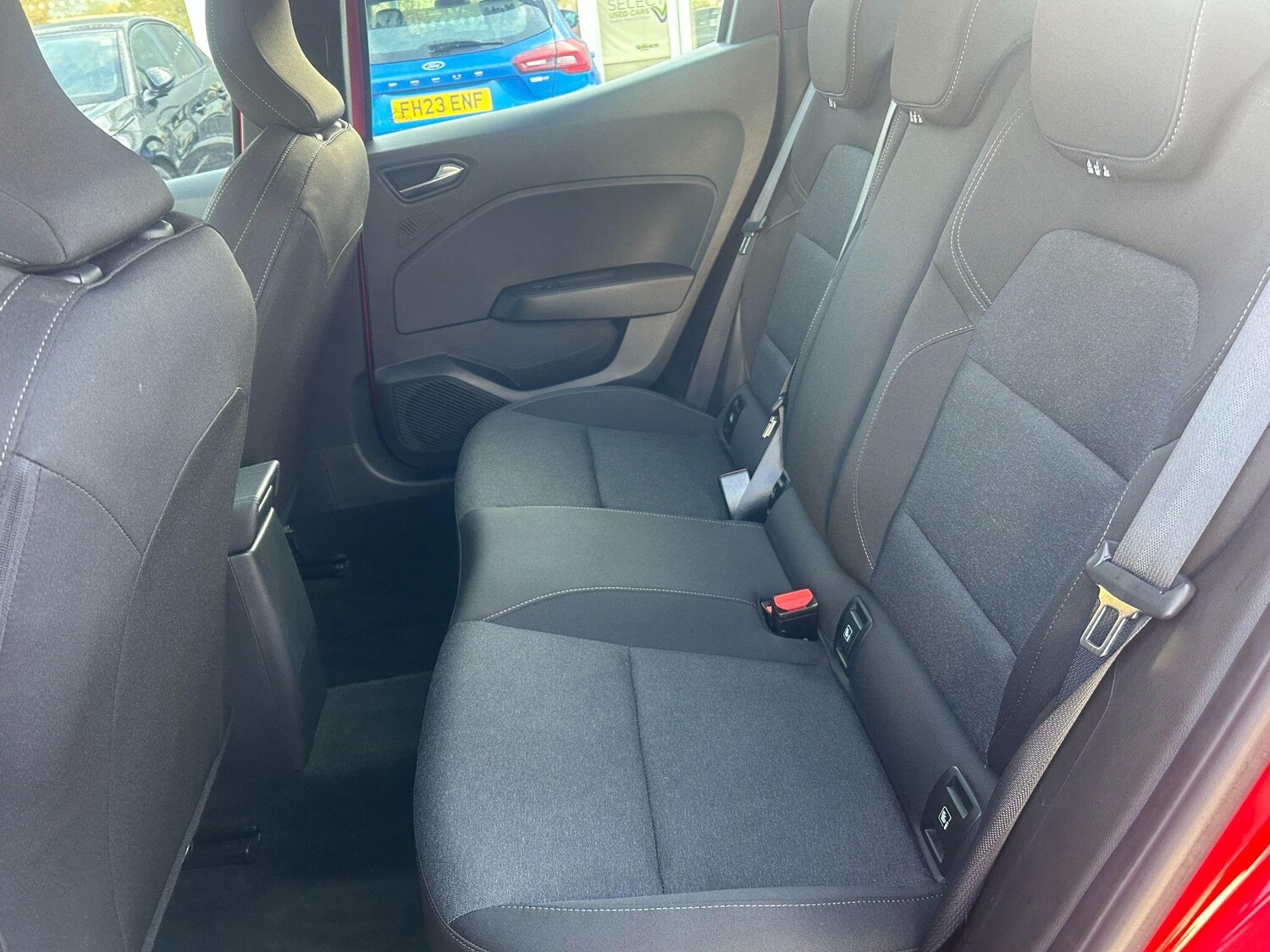 Used Renault Clio 2023 for sale - 76349011: Photo 12