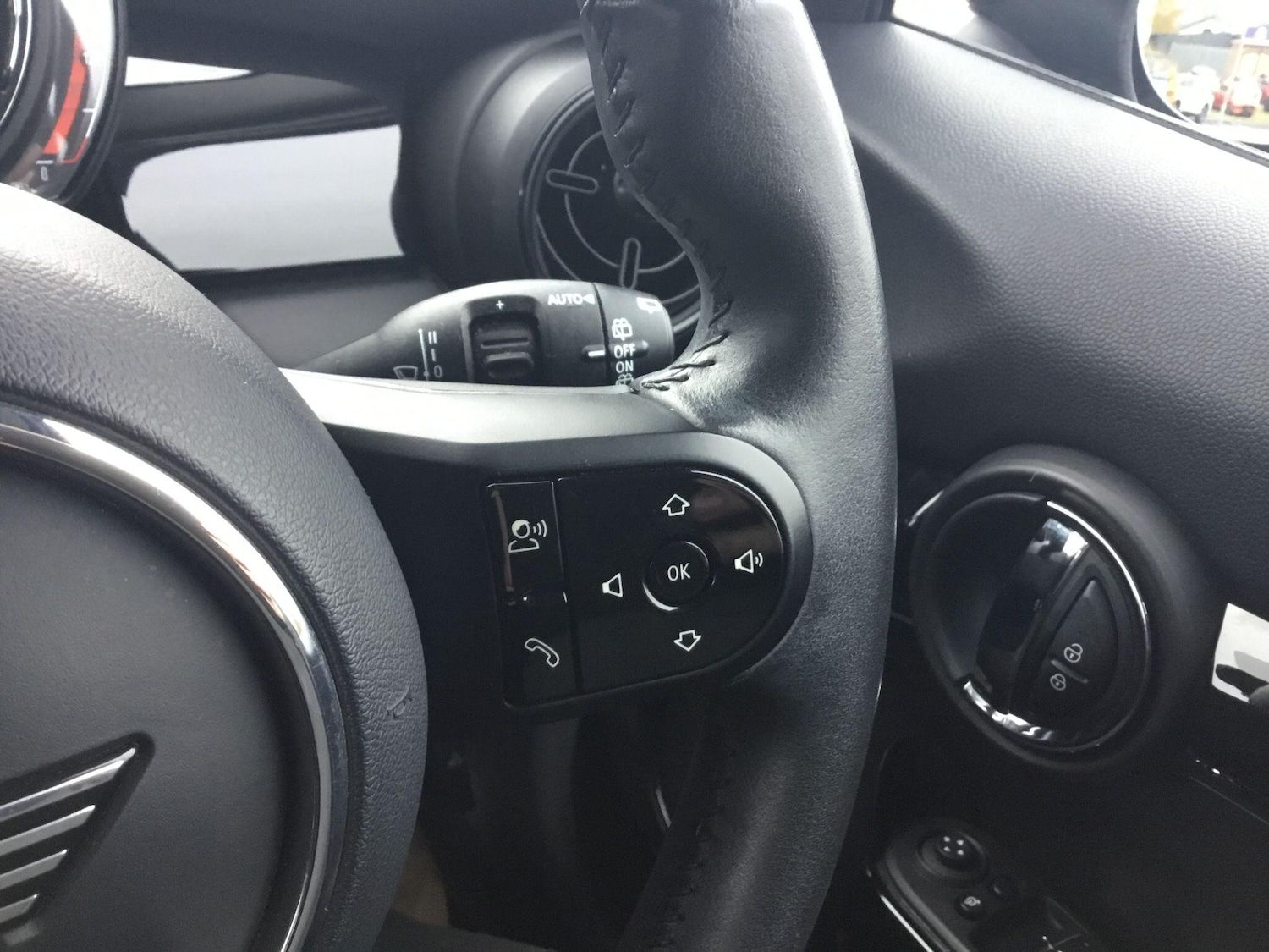 Used MINI Hatch 2022 for sale - 76866234: Photo 10