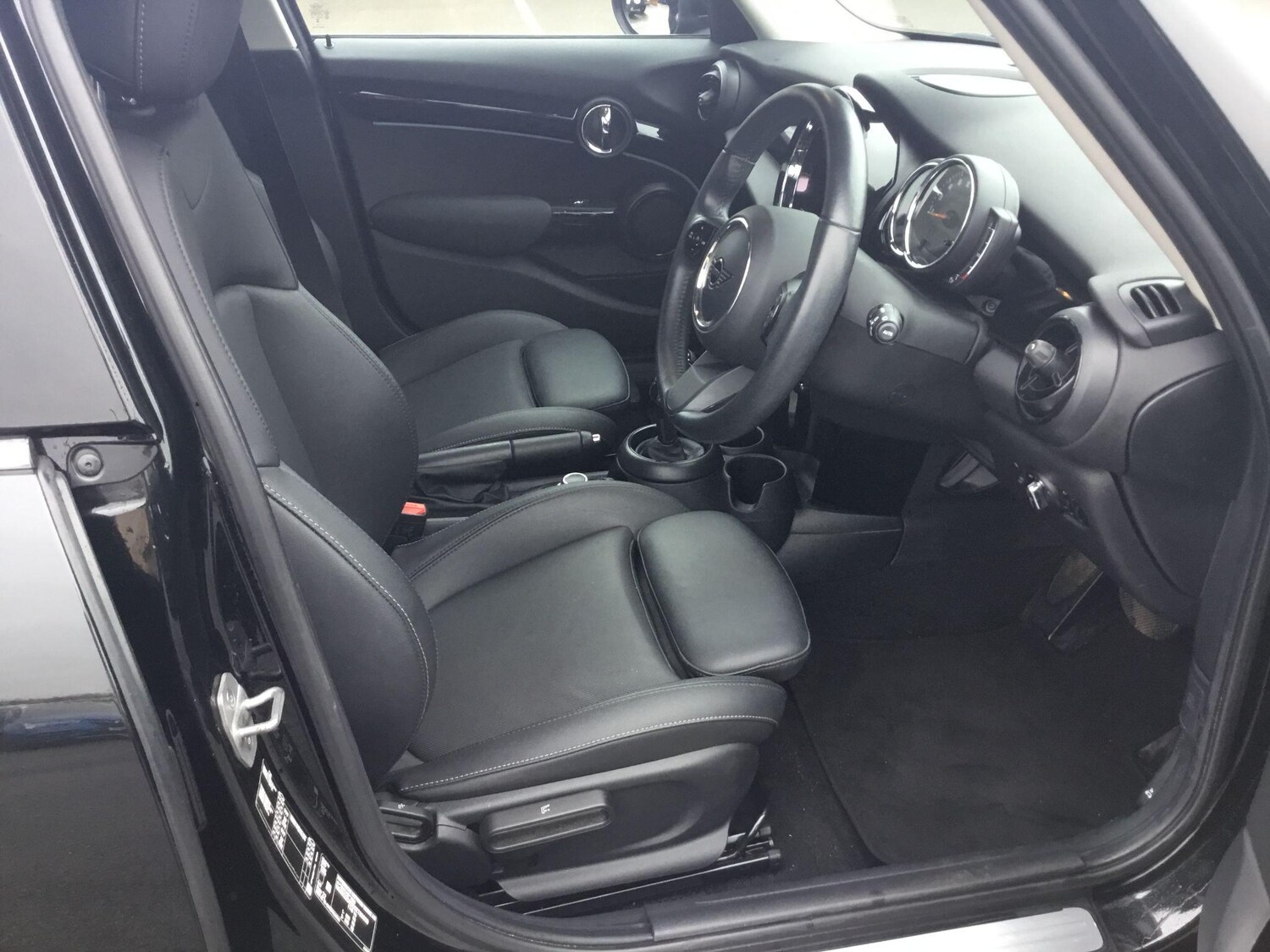 Used MINI Hatch 2022 for sale - 76866234: Photo 28