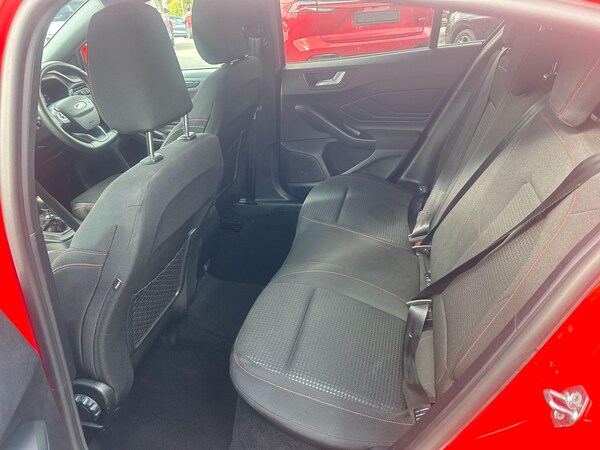 Used Ford Focus 2023 for sale - 75720247: Photo 12