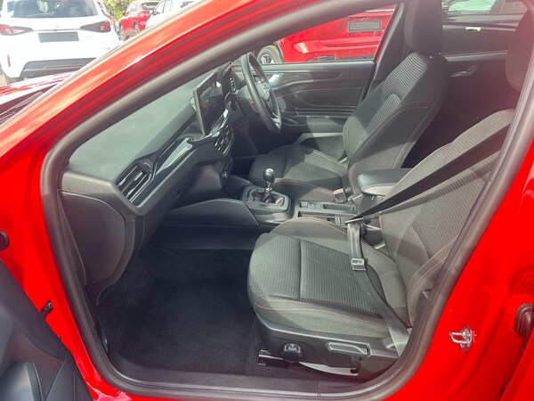 Used Ford Focus 2023 for sale - 75720247: Photo 13