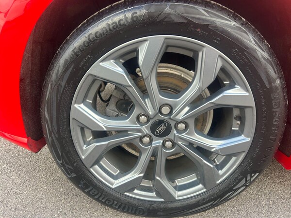 Used Ford Focus 2023 for sale - 75720247: Photo 9