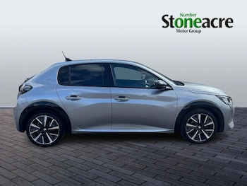 Used Peugeot 208 2020 for sale - 75696866: Photo