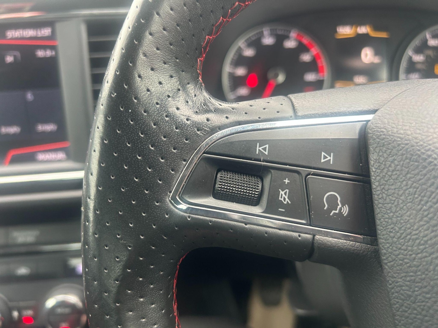 Used SEAT Leon for sale - 76433356: Photo 16