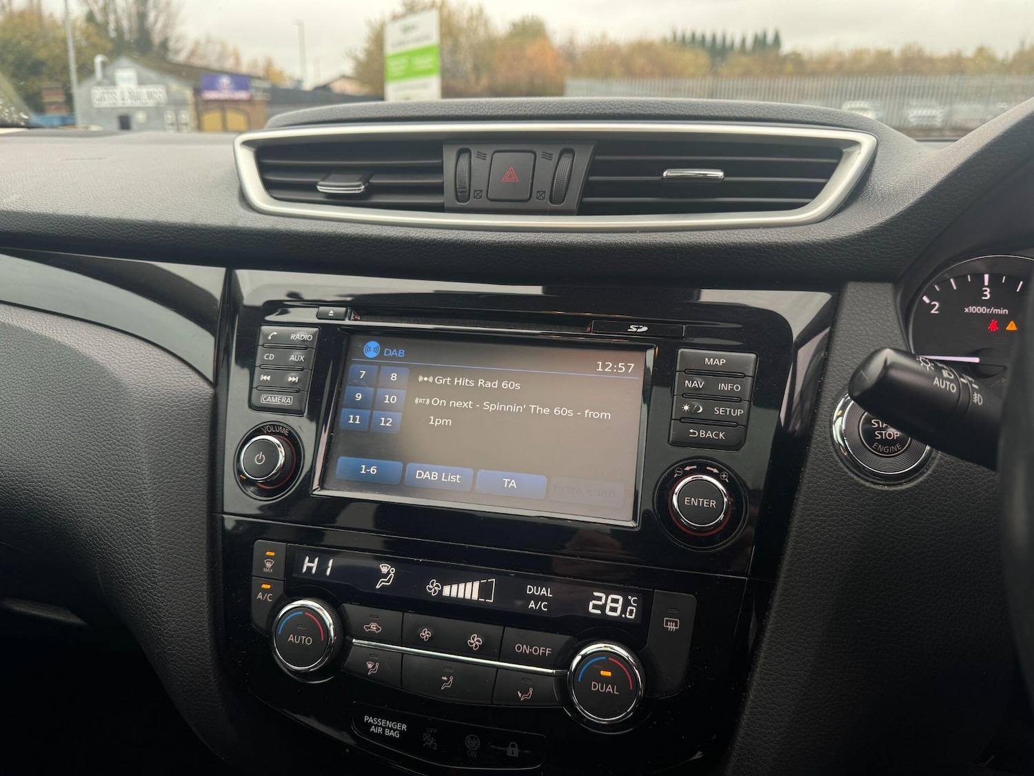 Used Nissan Qashqai 2017 for sale - 76765872: Photo 13