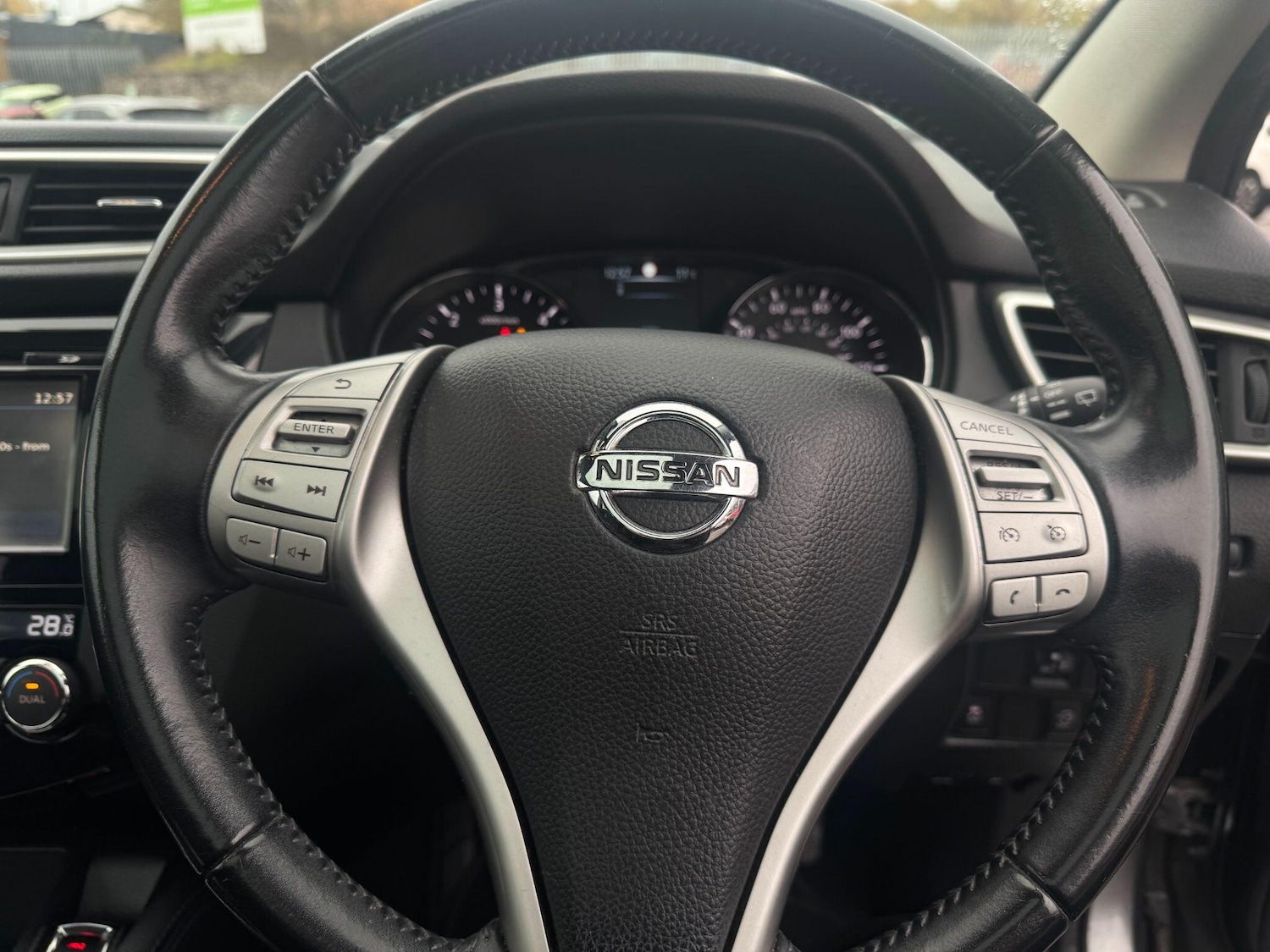 Used Nissan Qashqai 2017 for sale - 76765872: Photo 14