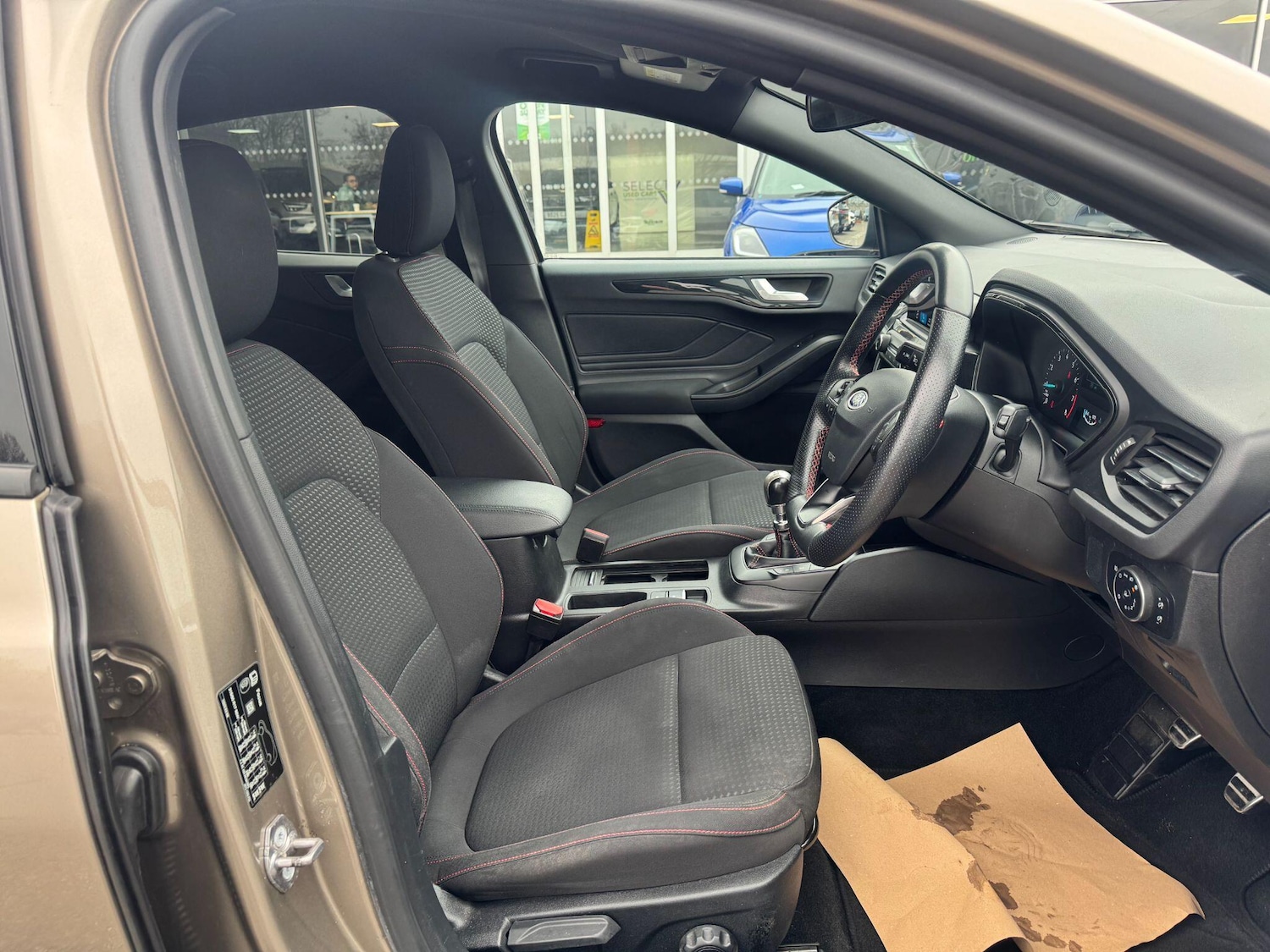 Used Ford Focus for sale - 77808306: Photo 11