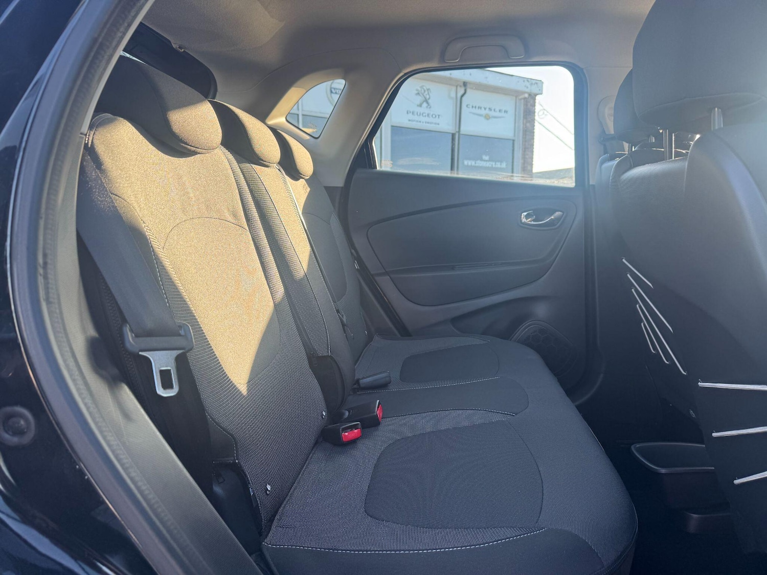 Used Renault Captur 2016 for sale - 76702022: Photo 14