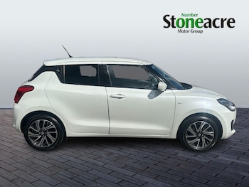 Used Suzuki Swift 2023 for sale - 75492531: Photo