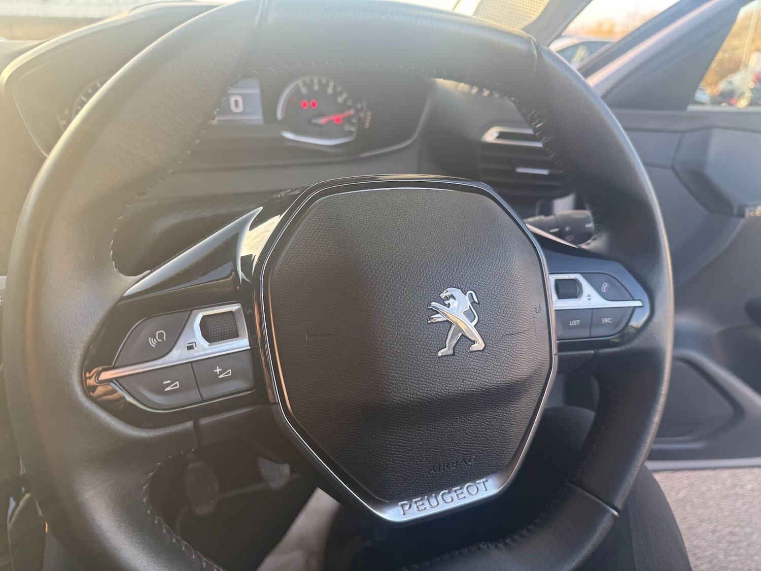 Used Peugeot 208 2020 for sale - 76781232: Photo 15