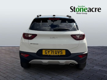 Used Kia Stonic 2022 for sale - 78335562: Photo