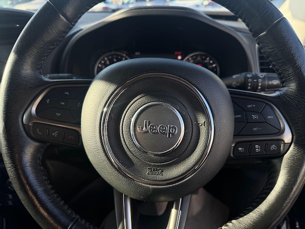 Used Jeep Renegade 2018 for sale - 76200702: Photo 16