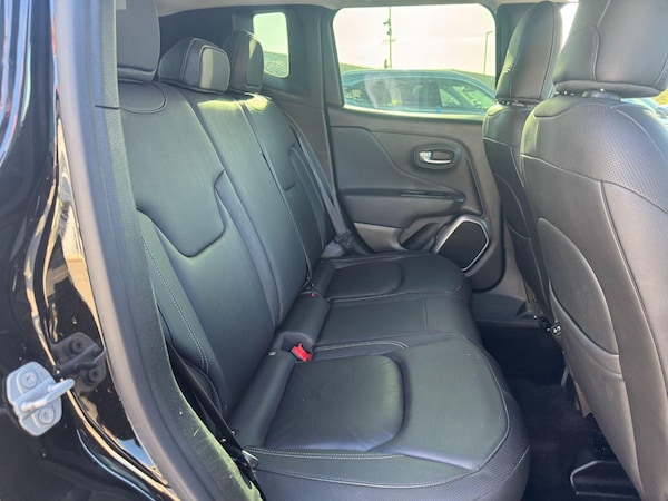 Used Jeep Renegade 2018 for sale - 76200702: Photo 19