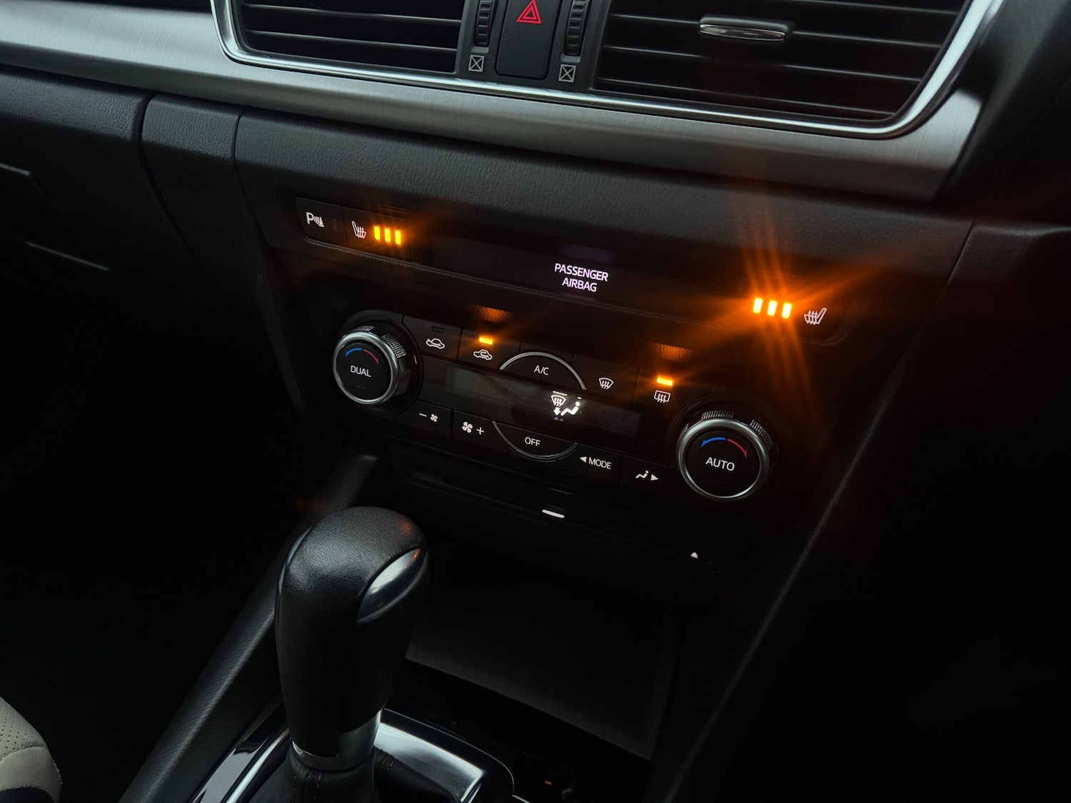 Used Mazda Mazda3 2016 for sale - 77278632: Photo 15