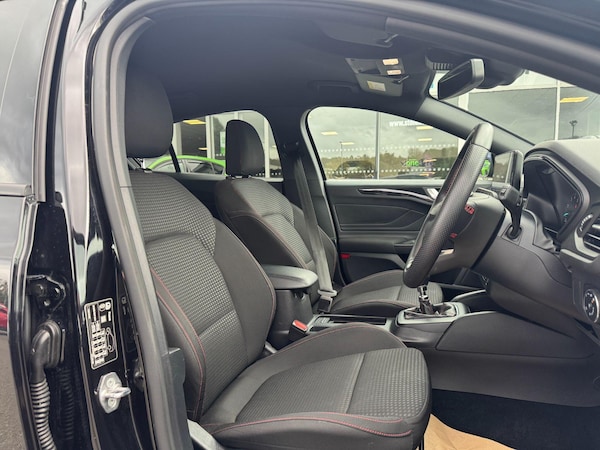 Used Ford Focus 2023 for sale - 75729772: Photo 11
