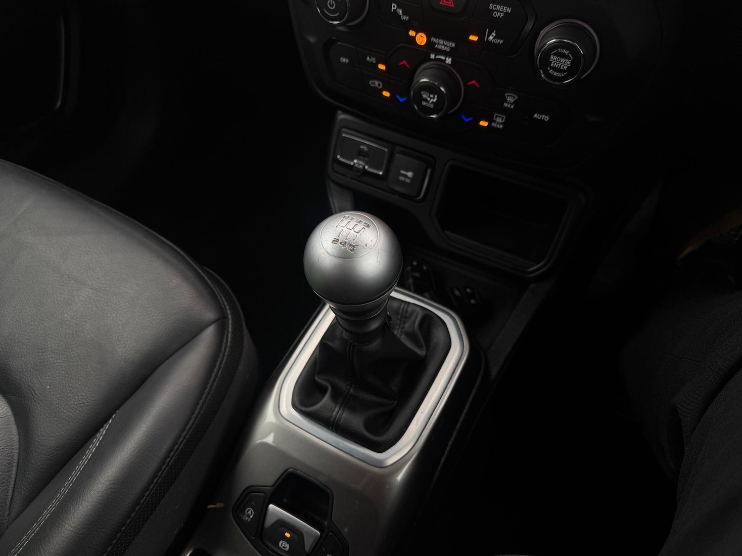 Used Jeep Renegade 2019 for sale - 77253607: Photo 15