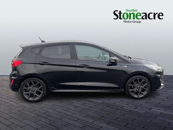 Used Ford Fiesta 2023 for sale - 77255117: Photo
