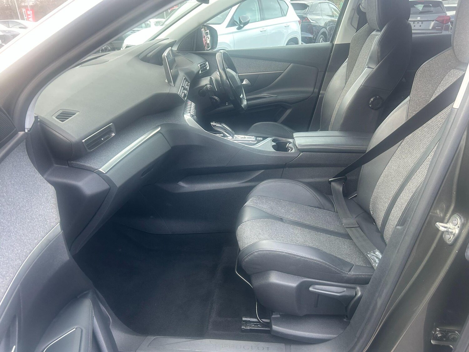 Used Peugeot 3008 2019 for sale - 77484376: Photo 12