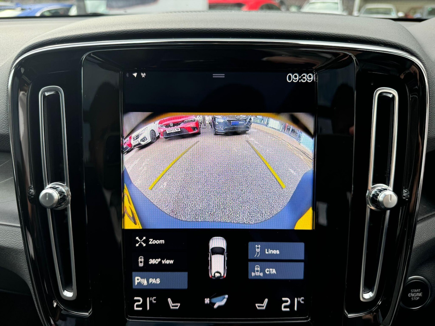 Used Volvo XC40 2023 for sale - 76898618: Photo 23