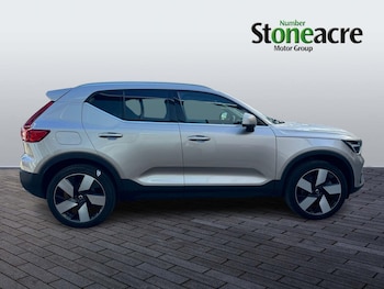 Used Volvo XC40 2023 for sale - 76898618: Photo