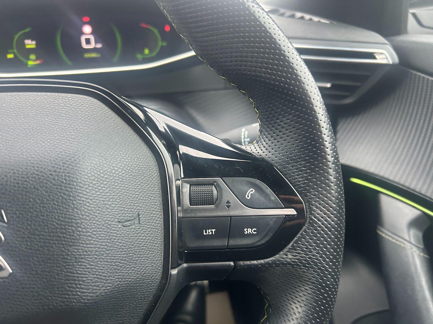 Used Peugeot 2008 2022 for sale - 76270555: Photo 19