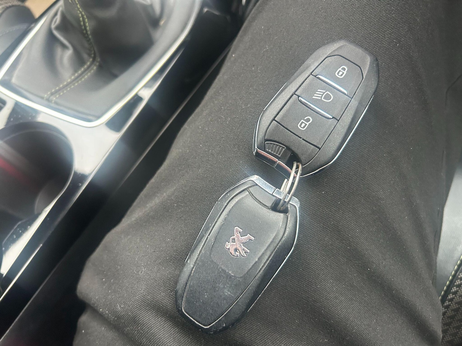 Used Peugeot 2008 2022 for sale - 76270555: Photo 29