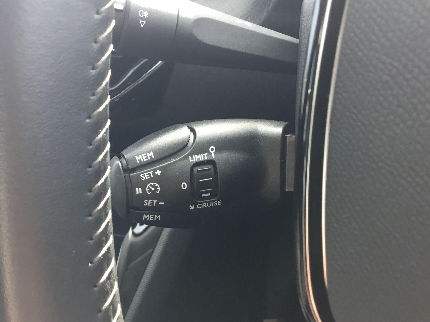 Used Peugeot 2008 2021 for sale - 78204631: Photo 27