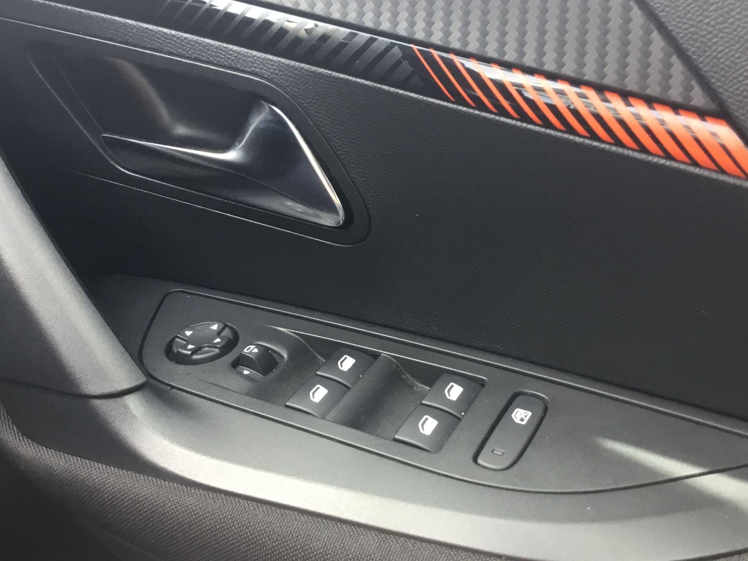 Used Peugeot 2008 2021 for sale - 78204631: Photo 29