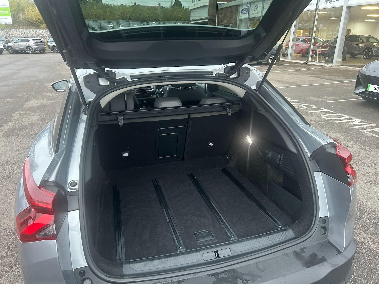 Used Citroen C5 X 2023 for sale - 76550467: Photo 30